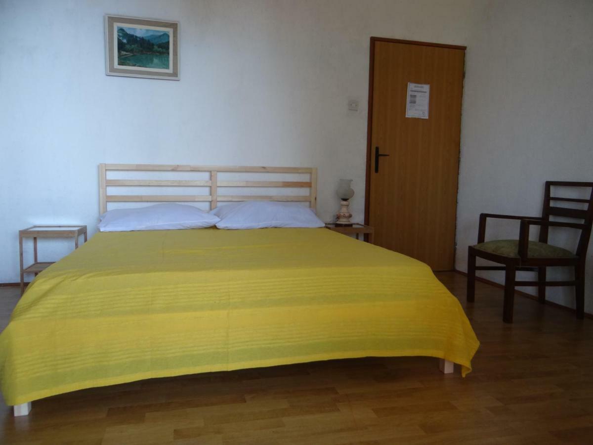Apartments Bassi Stara Baška Εξωτερικό φωτογραφία