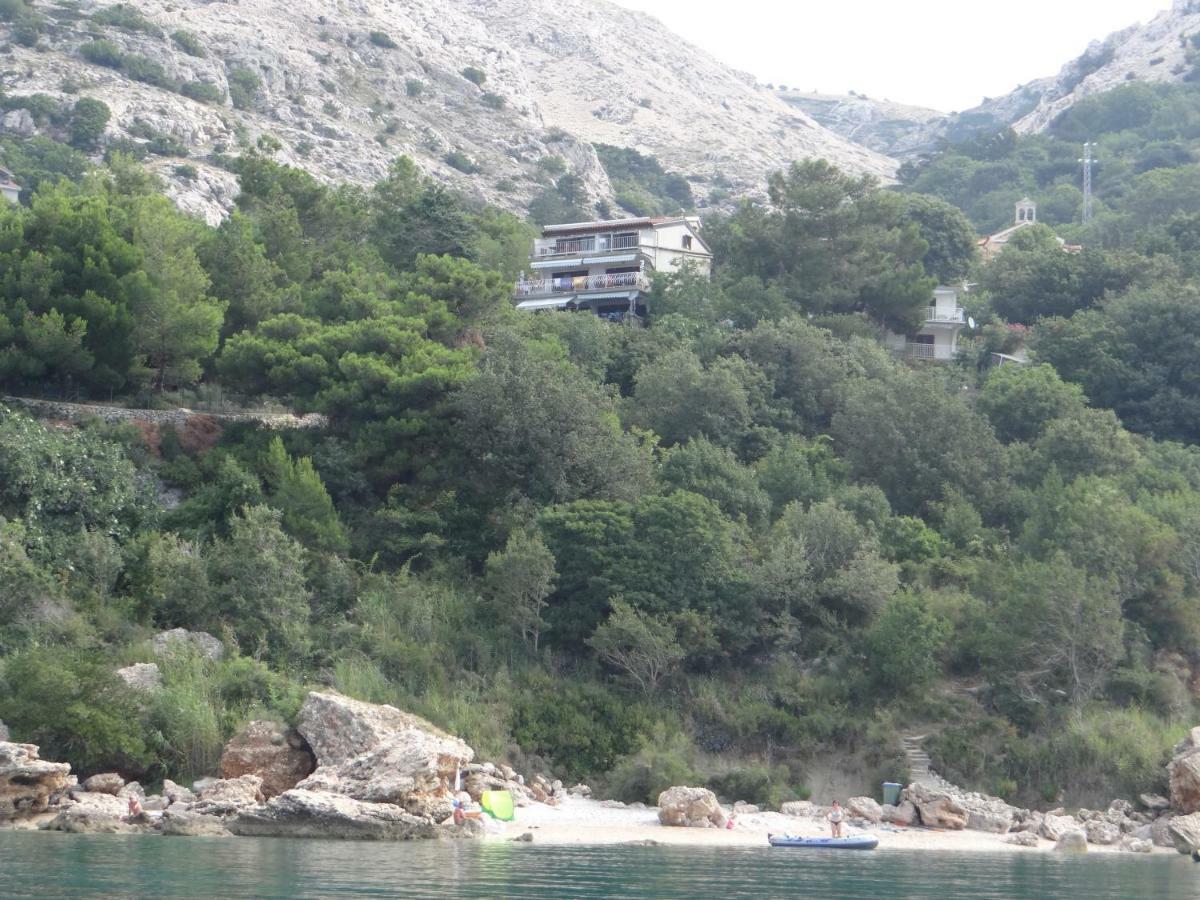 Apartments Bassi Stara Baška Εξωτερικό φωτογραφία
